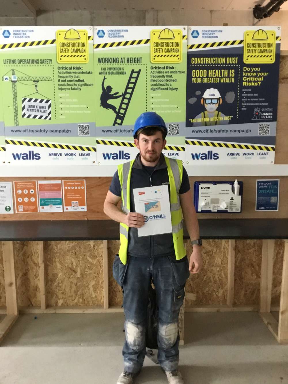 Eoghan Scullion Receives A 20e Voucher For Safe Working